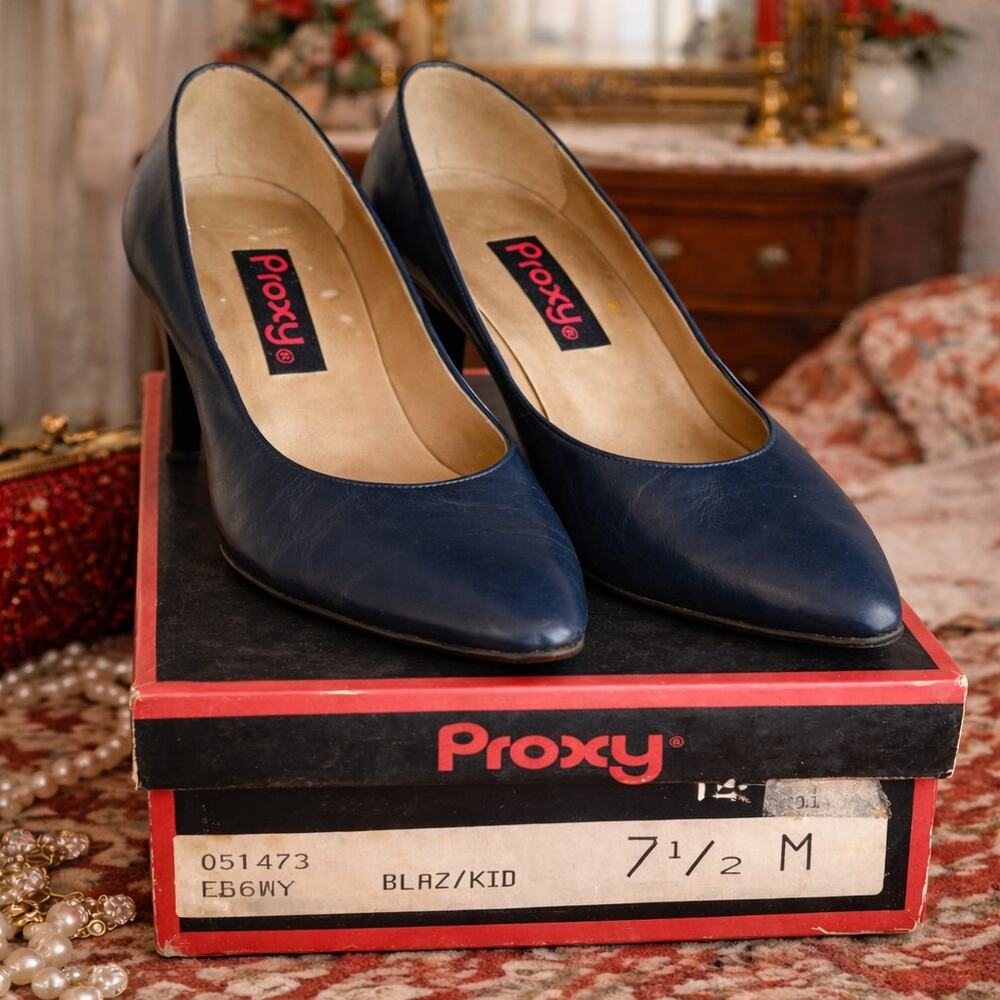 80s Vintage Proxy Navy Blue Leather Pumps, Pointed Toe, Original Box,  7.5M